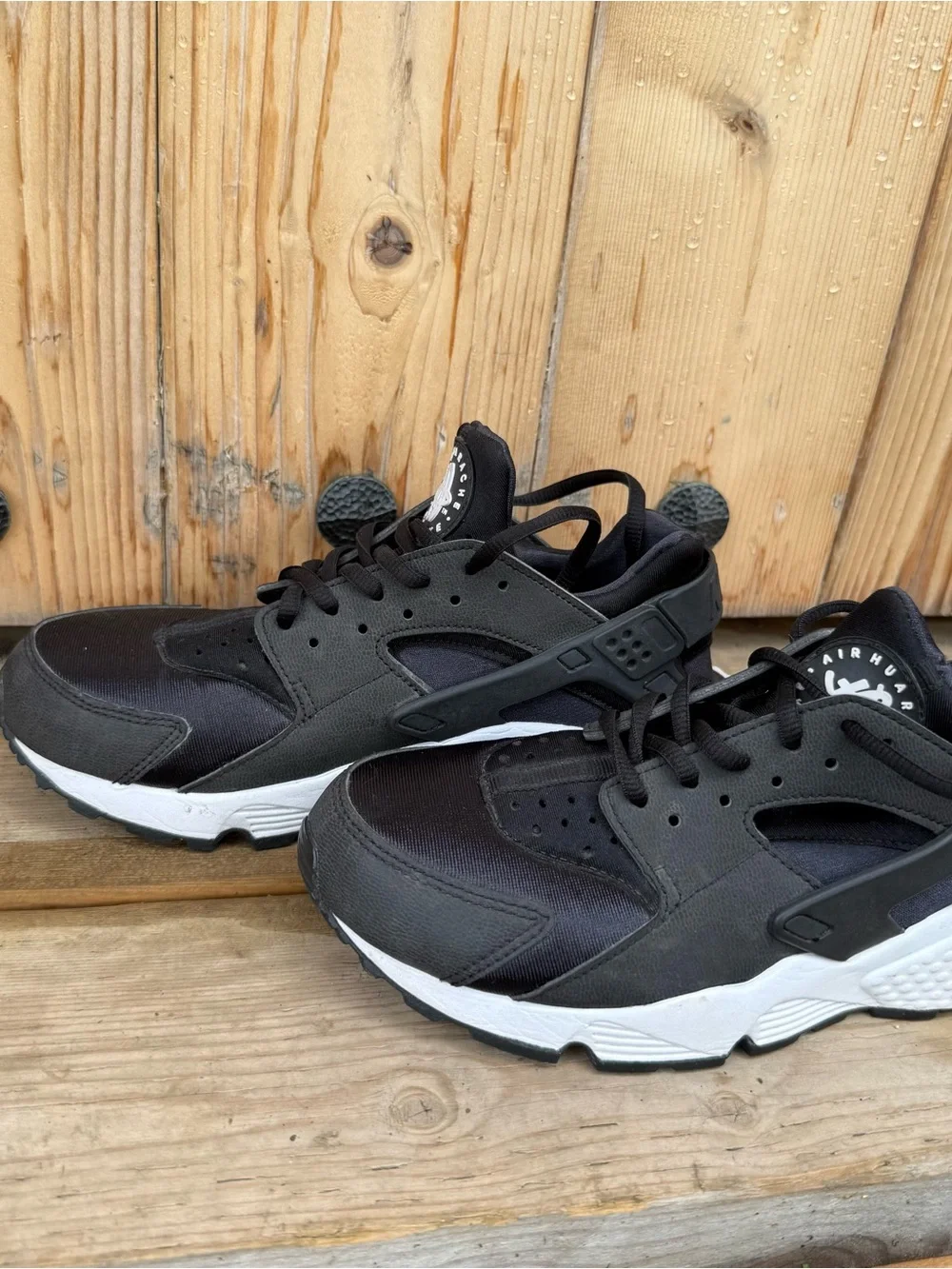 Nike Air Huarache Run Black White Trainers Women’s Size 7 RunningShoes Sneakers - Picture 6 of 8
